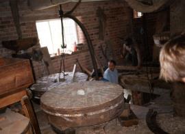 "D. Nicholls at Wellesbourne Watermill. Setting up stones"