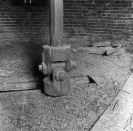 Dog clutch on upright shaft on bin floor, Lowe's Mill, Thaxted